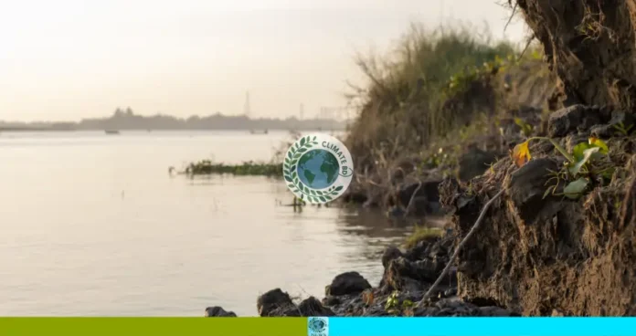 তিস্তা নদীর ভাঙনে হারিয়ে যাচ্ছে গ্রাম